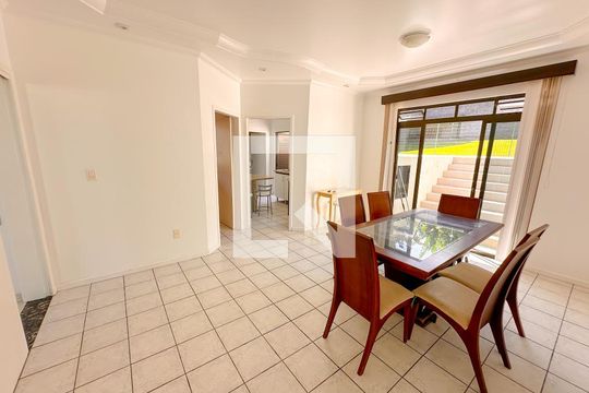 Sala de Jantar de casa para alugar com 4 quartos, 260m² em Jardim Cidade de Florianopolis, São José