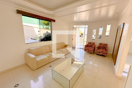 Sala de TV de casa para alugar com 4 quartos, 260m² em Jardim Cidade de Florianopolis, São José
