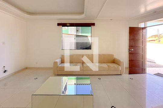 Sala de TV de casa para alugar com 4 quartos, 260m² em Jardim Cidade de Florianopolis, São José