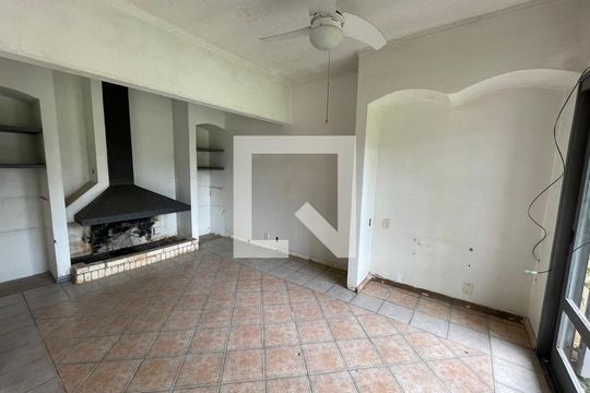 Sala TV de casa para alugar com 3 quartos, 180m² em Centro, São Leopoldo