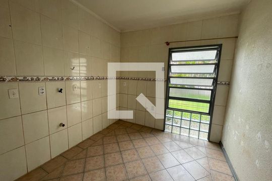 Cozinha de casa à venda com 3 quartos, 180m² em Centro, São Leopoldo