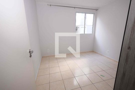 Quarto 1 de apartamento para alugar com 2 quartos, 46m² em Setor Andreia, Goiânia