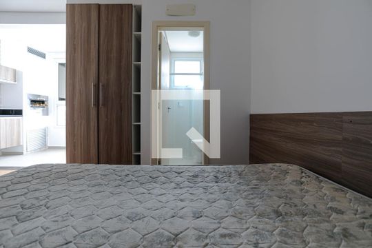 Dormitório de apartamento para alugar com 1 quarto, 43m² em Loteamento Mogilar, Mogi das Cruzes