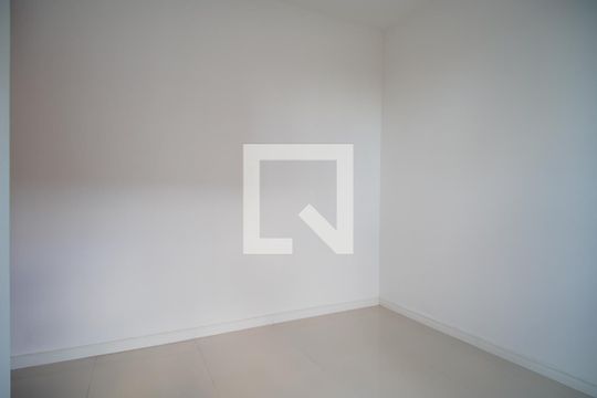 Quarto 1 de apartamento à venda com 2 quartos, 43m² em Feitoria, São Leopoldo