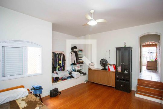 Quarto Suite de casa à venda com 3 quartos, 180m² em Conceição, Diadema