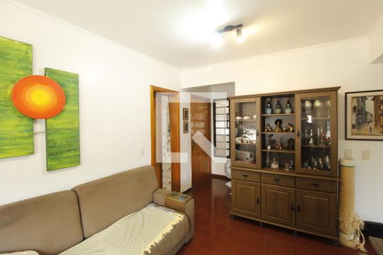 Sala de apartamento à venda com 3 quartos, 68m² em Rio Branco, Porto Alegre