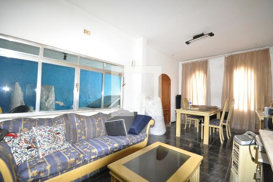 Sala de casa à venda com 2 quartos, 300m² em Vila Nivi, São Paulo