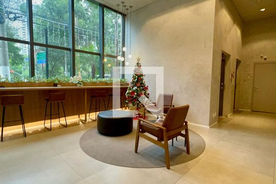 Hall de entrada de kitnet/studio para alugar com 1 quarto, 31m² em Pinheiros, São Paulo