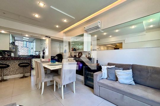 Sala 1 de apartamento à venda com 3 quartos, 96m² em Copacabana, Rio de Janeiro
