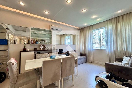 Sala 1 de apartamento à venda com 3 quartos, 96m² em Copacabana, Rio de Janeiro