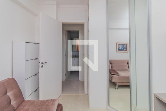 Quarto 1 de apartamento à venda com 2 quartos, 58m² em Santo Antônio, Porto Alegre