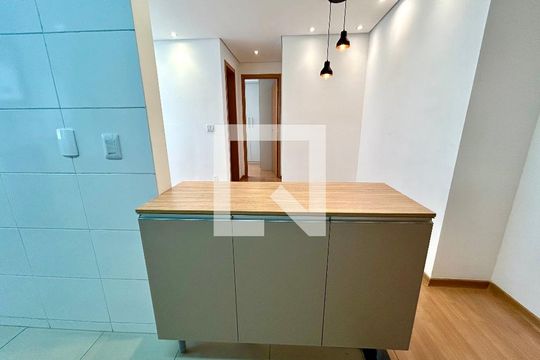Apartamento à venda com 2 quartos, 44m² em Vila Barros, Guarulhos
