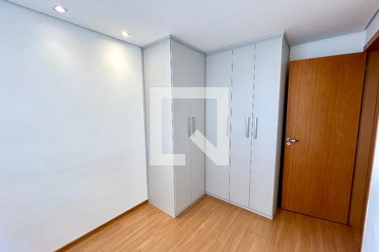 Apartamento à venda com 2 quartos, 44m² em Vila Barros, Guarulhos
