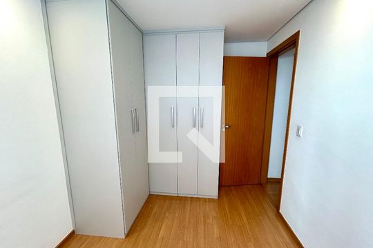 Apartamento à venda com 2 quartos, 44m² em Vila Barros, Guarulhos