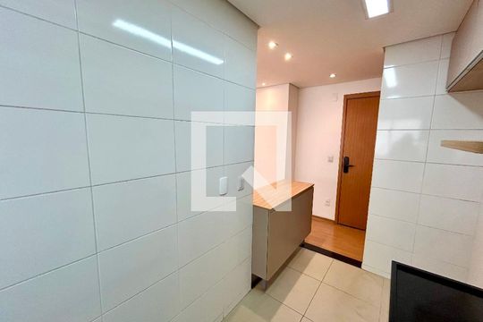 Apartamento à venda com 2 quartos, 44m² em Vila Barros, Guarulhos