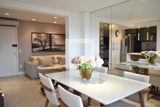 Sala de apartamento à venda com 2 quartos, 69m² em Vila do Bosque, São Paulo