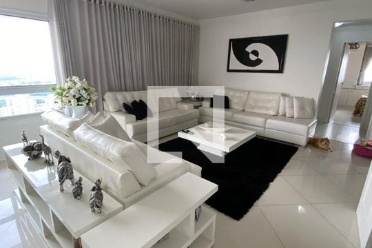 Apartamento à venda com 3 quartos, 145m² em Santa Teresinha, São Paulo