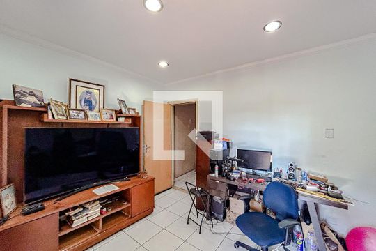 Quarto 1 de casa à venda com 6 quartos, 244m² em Vila Formosa, São Paulo