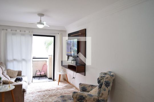 Sala de apartamento para alugar com 2 quartos, 67m² em Pinheiros, São Paulo