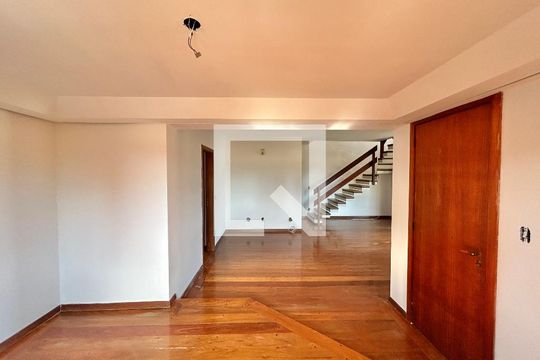 Sala de apartamento para alugar com 3 quartos, 299m² em Vila Rosa, Novo Hamburgo