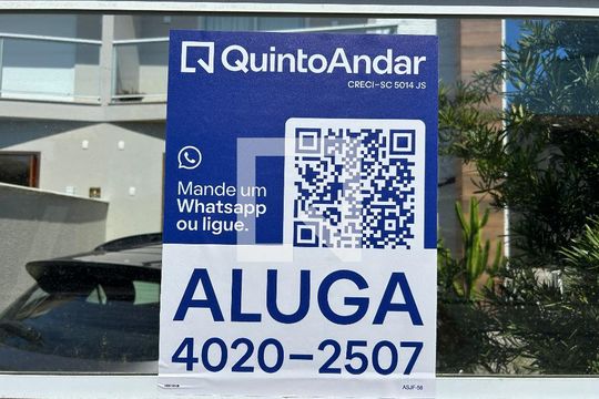 Placa  de casa para alugar com 3 quartos, 127m² em Campeche, Florianópolis