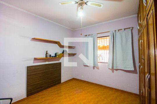 Quarto 2 de casa à venda com 3 quartos, 250m² em Vila Pires, Santo André