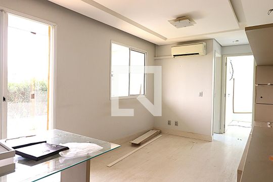 Sala de apartamento à venda com 2 quartos, 76m² em Humaitá, Porto Alegre