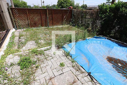 Quintal - Piscina  de apartamento à venda com 2 quartos, 76m² em Humaitá, Porto Alegre