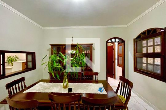 Sala de Jantar de casa à venda com 4 quartos, 415m² em Vila Galvão, Guarulhos