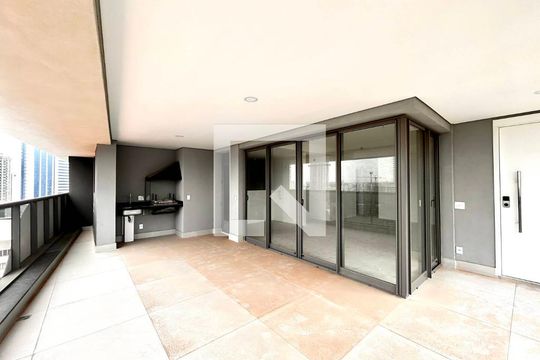Apartamento à venda com 3 quartos, 185m² em Alphaville Conde II, Barueri