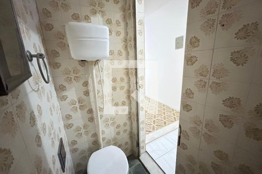 Lavabo de apartamento para alugar com 2 quartos, 83m² em Engenho de Dentro, Rio de Janeiro