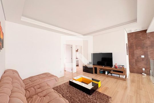Sala de TV de casa de condomínio à venda com 4 quartos, 483m² em Horto Florestal, Jundiaí