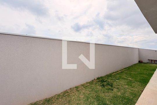 Quintal das Suítes de casa de condomínio à venda com 4 quartos, 483m² em Horto Florestal, Jundiaí