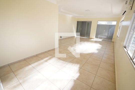Casa de Condomínio à venda com 3 quartos, 700m² em Jardim Atlantico, Goiânia