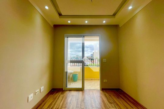 Sala de apartamento para alugar com 2 quartos, 40m² em Jardim do Papai, Guarulhos