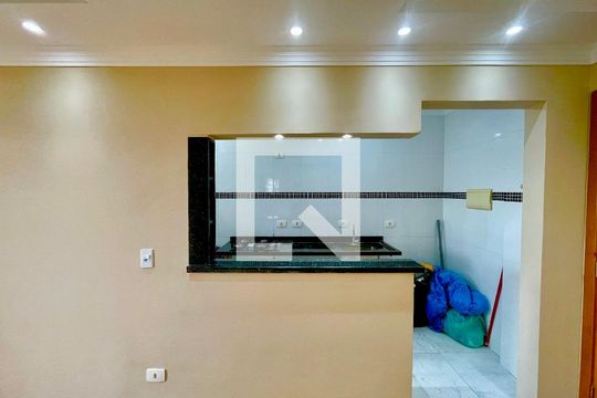 Cozinha de apartamento para alugar com 2 quartos, 40m² em Jardim do Papai, Guarulhos