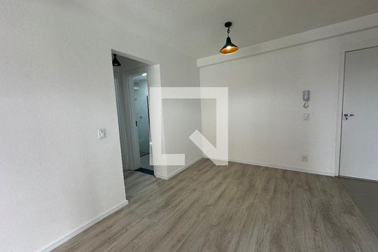 Sala de apartamento para alugar com 2 quartos, 55m² em Votupoca, Barueri
