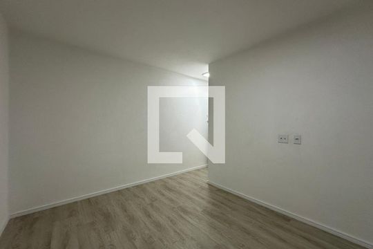 Quarto 2 de apartamento para alugar com 2 quartos, 55m² em Votupoca, Barueri