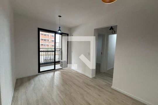 Sala de apartamento para alugar com 2 quartos, 55m² em Votupoca, Barueri