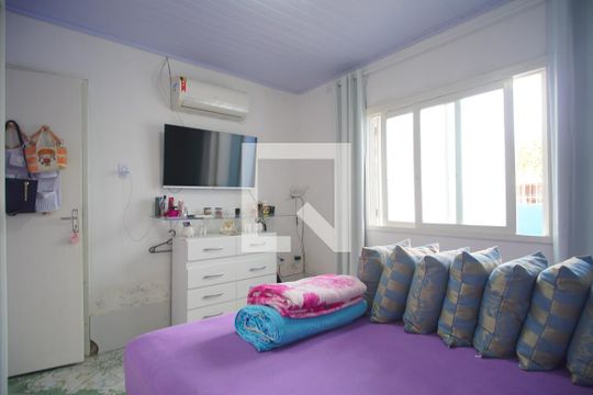Quarto 1 de casa à venda com 2 quartos, 94m² em Santos Dumont, São Leopoldo