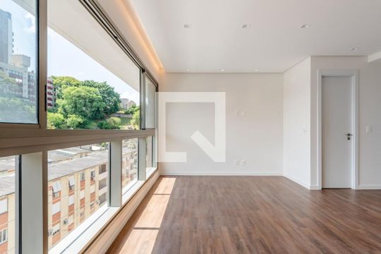 Sala de apartamento para alugar com 3 quartos, 117m² em Santa Cecília, Porto Alegre