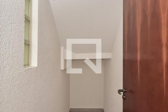 Depósito de casa para alugar com 3 quartos, 150m² em Jardim America, Taboão da Serra
