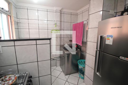 Cozinha e Área de Serviço de apartamento à venda com 2 quartos, 67m² em Santa Helena (barreiro), Belo Horizonte