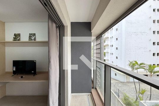 Sacada de kitnet/studio para alugar com 1 quarto, 26m² em Campo Belo, São Paulo