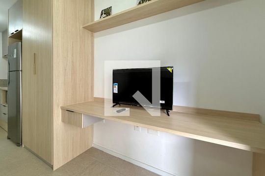 Quarto  de kitnet/studio para alugar com 1 quarto, 26m² em Campo Belo, São Paulo