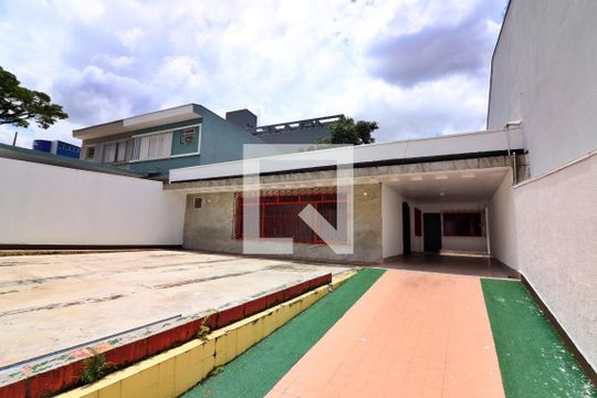 Garagem de casa para alugar com 5 quartos, 400m² em Baeta Neves, São Bernardo do Campo