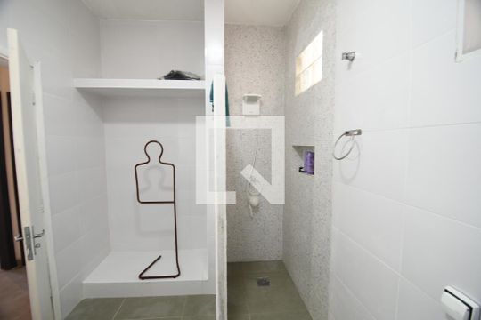 Banheiro Social de casa à venda com 3 quartos, 200m² em Botafogo, Campinas