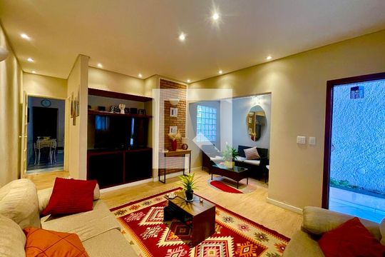 Sala de casa à venda com 2 quartos, 118m² em Vila Galvão, Guarulhos
