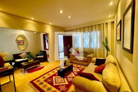 Sala de casa à venda com 2 quartos, 118m² em Vila Galvão, Guarulhos