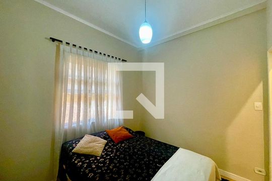 Quarto 1 de casa à venda com 2 quartos, 118m² em Vila Galvão, Guarulhos